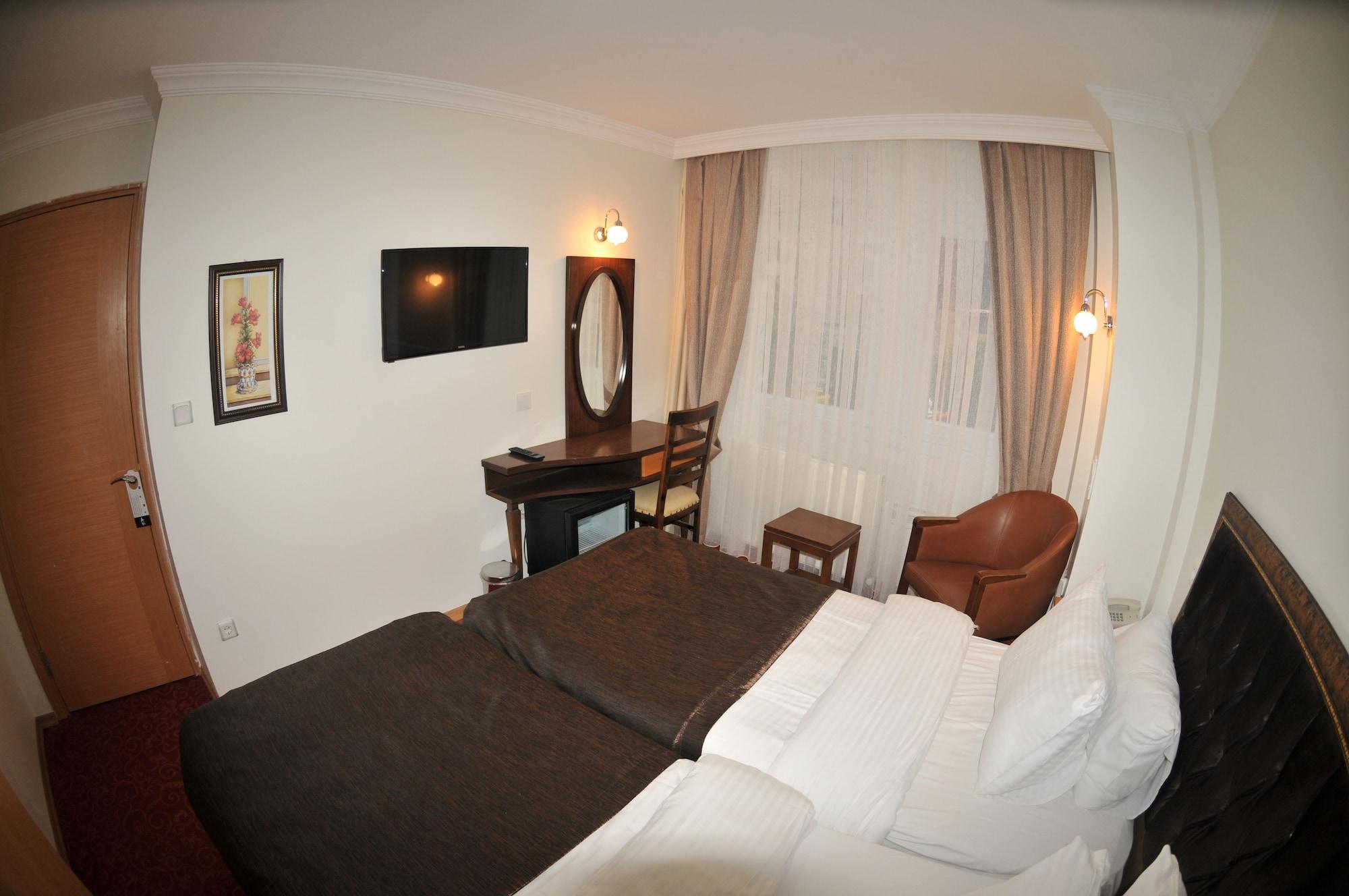 Palace Point Hotel Istanbul Ngoại thất bức ảnh