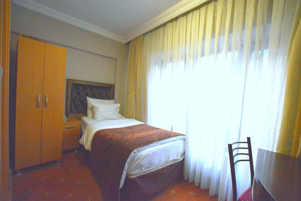 Palace Point Hotel Istanbul Ngoại thất bức ảnh