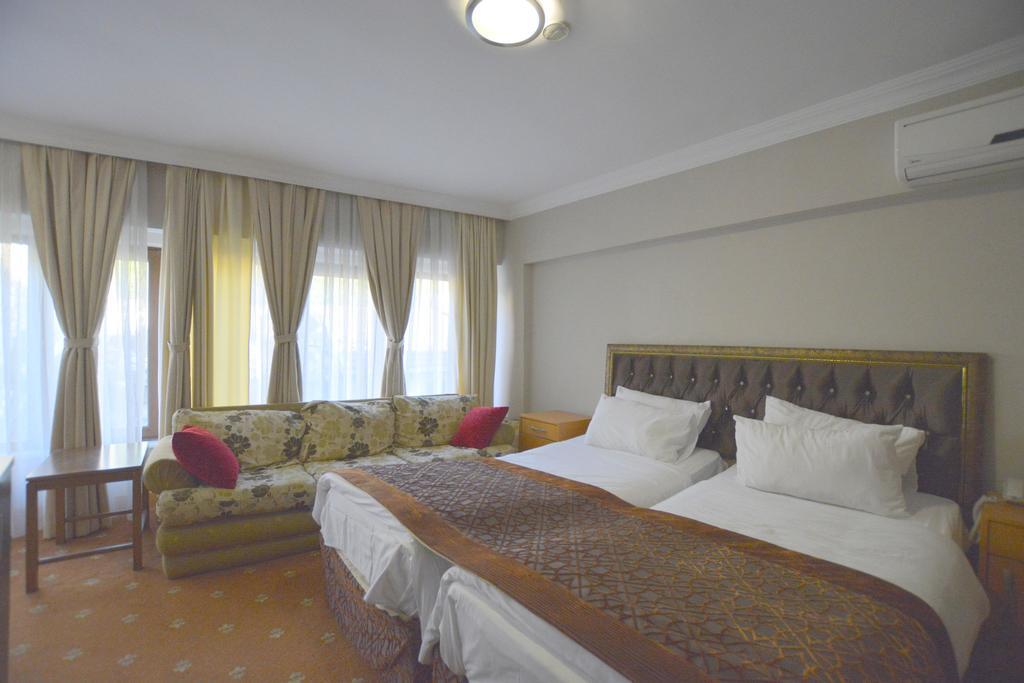 Palace Point Hotel Istanbul Ngoại thất bức ảnh