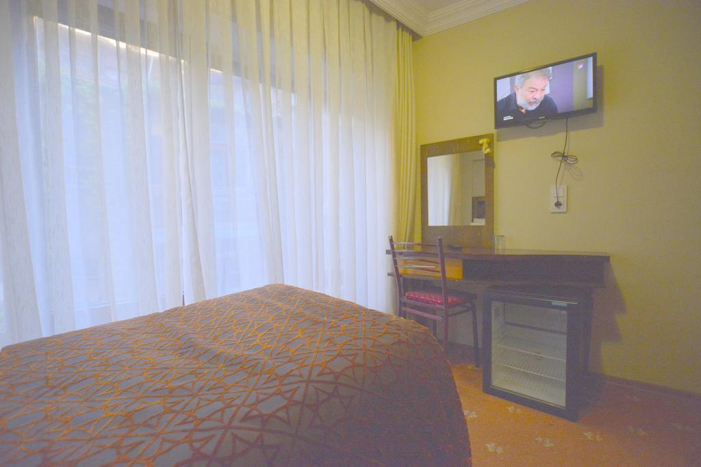 Palace Point Hotel Istanbul Ngoại thất bức ảnh