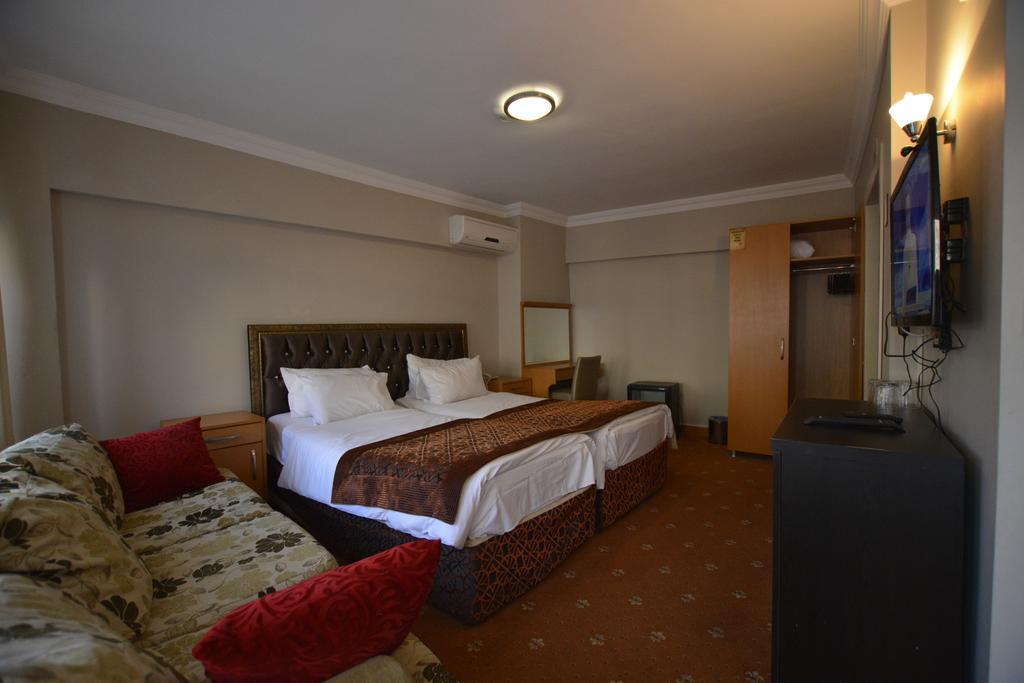 Palace Point Hotel Istanbul Ngoại thất bức ảnh